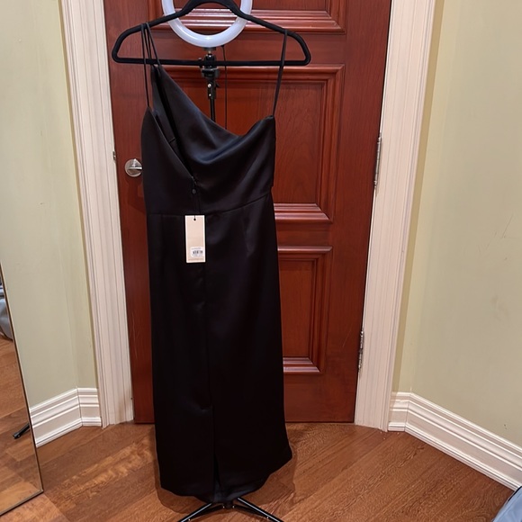 Black asymmetric one shoulder evening dress - Picture 8 of 11